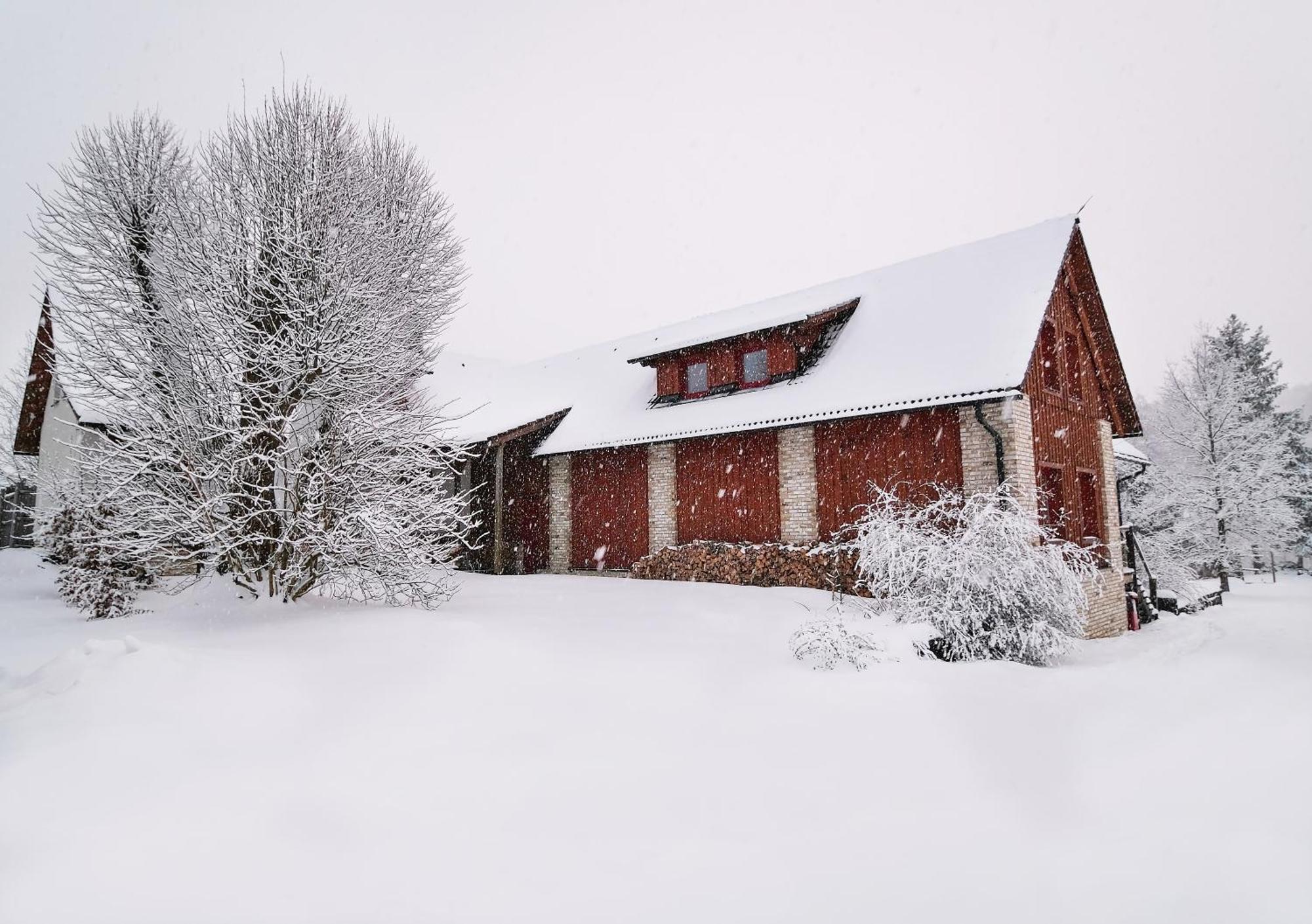 Atelier 673 Guest House Dolni Becva ภายนอก รูปภาพ